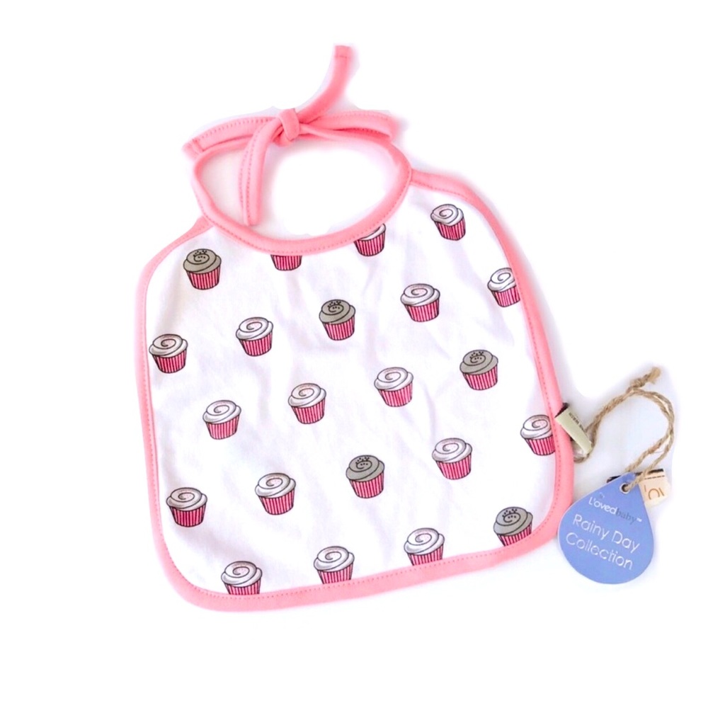 🆕 L'ovedBaby Organic Pink Cupcake Bib